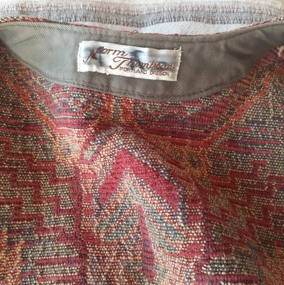 Vintage woven carpet vest - Picture 6 of 16